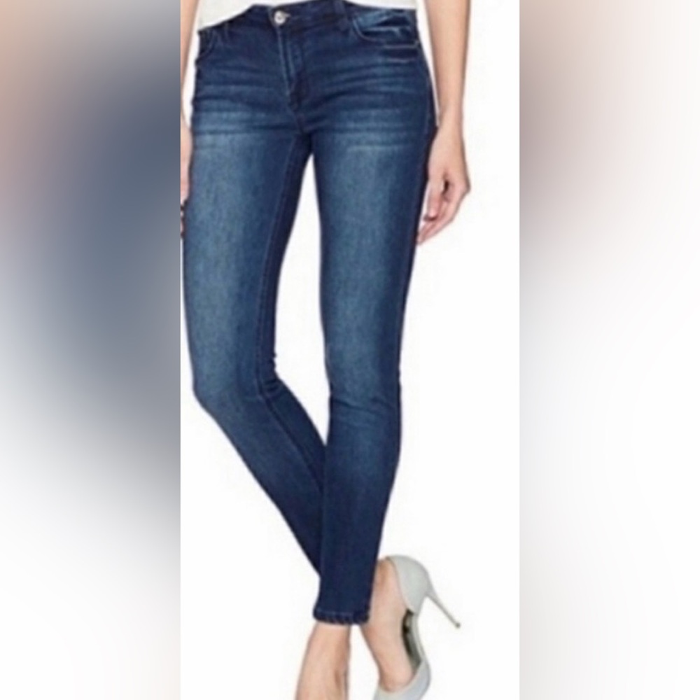 Kensie Effortless Mid-Rise Skinny Jeans